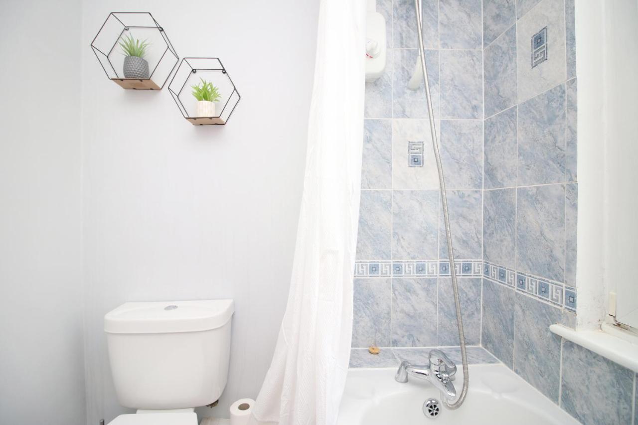 K Suites - Selkirk Street Челтнем Екстер'єр фото